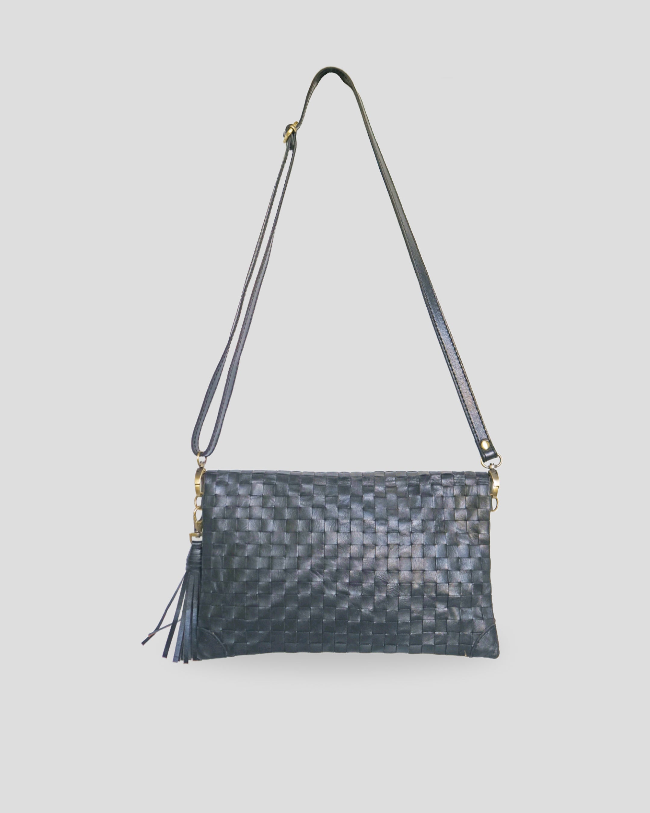 Lipat anysm sling bag by Nam Leather Bali