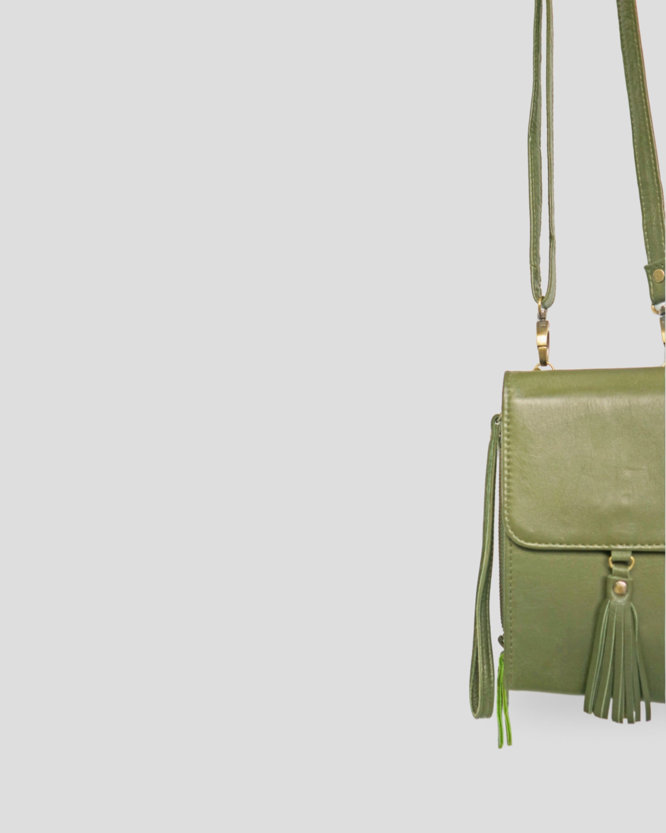 Elegant phone bag by Nam Leather Bali