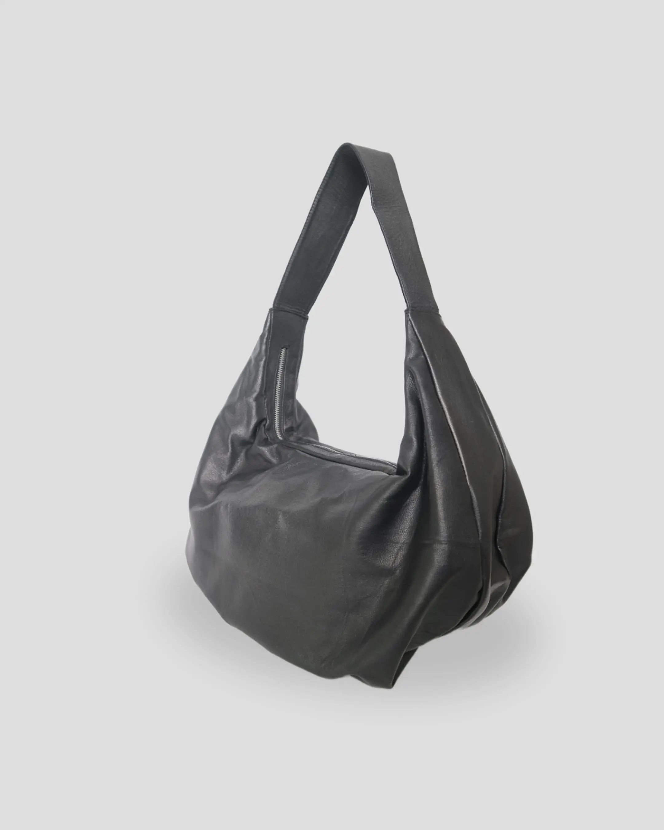Black leather handbag from italy